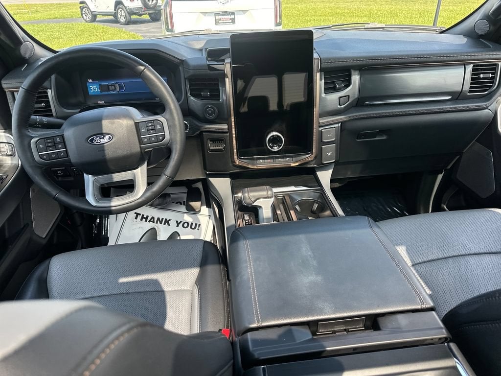 2024 Ford F-150 Lightning LARIAT