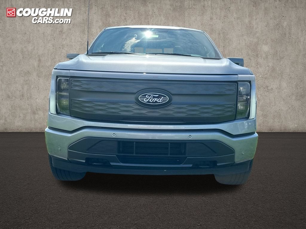 2024 Ford F-150 Lightning LARIAT