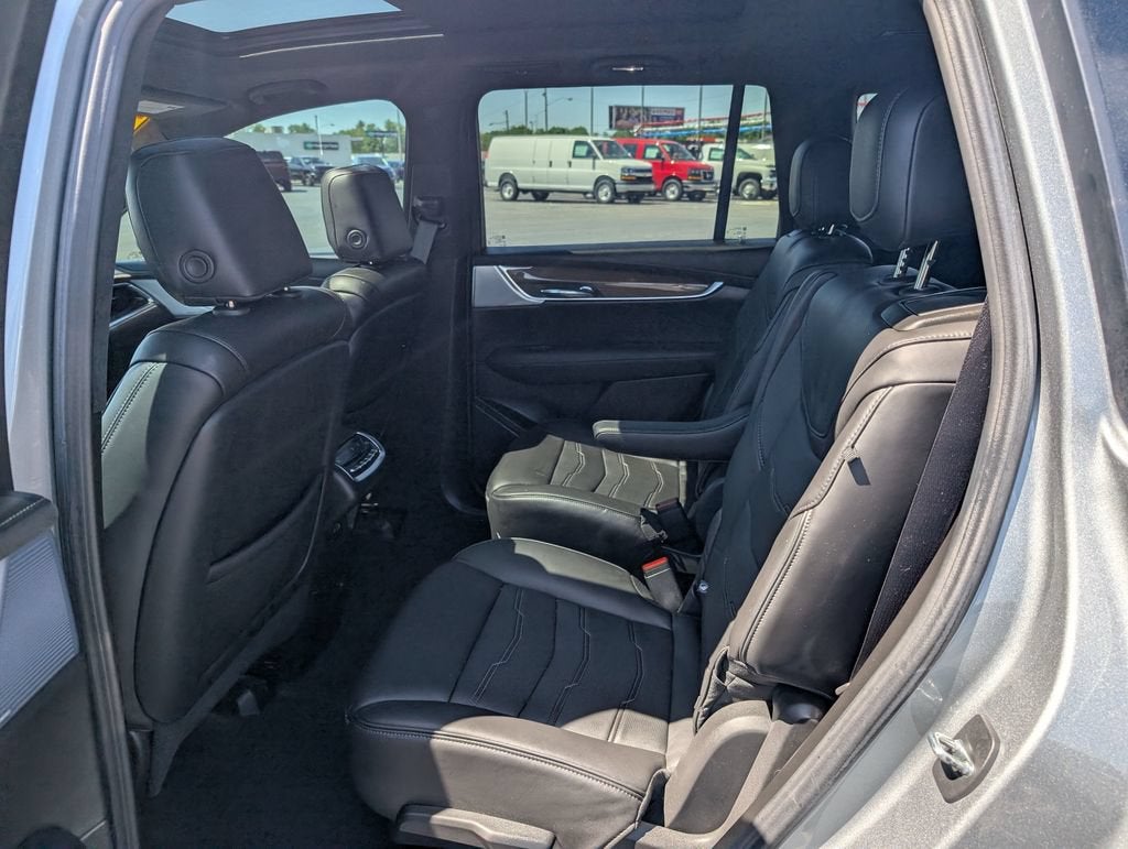 2024 Cadillac XT6 Premium Luxury